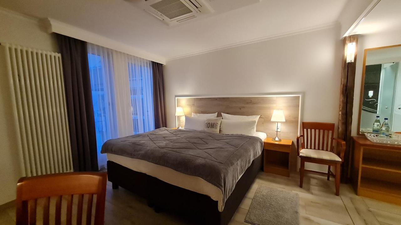 ארפורט Hotel Domizil מראה חיצוני תמונה