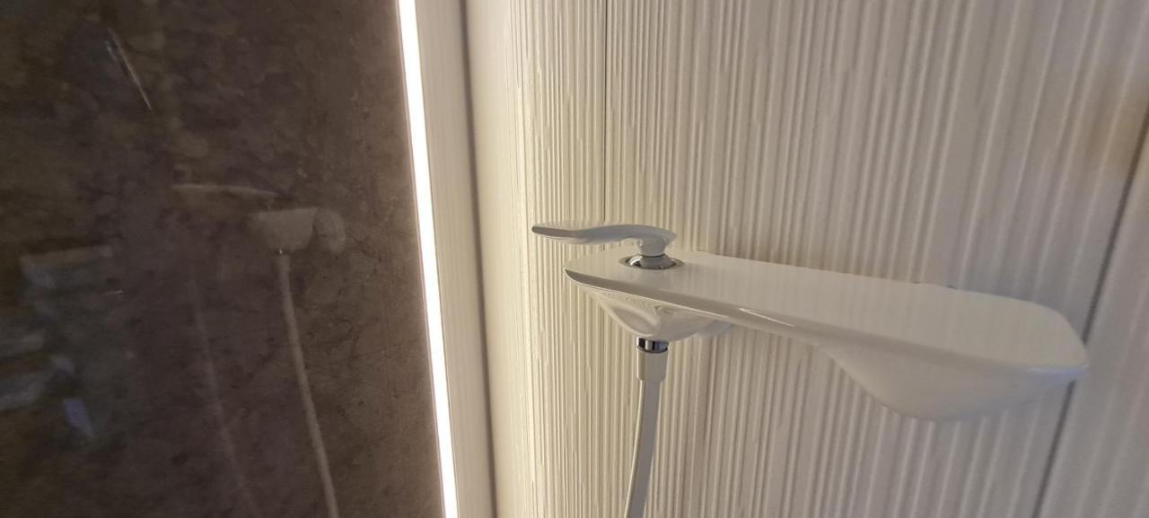 ארפורט Hotel Domizil מראה חיצוני תמונה